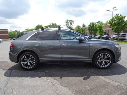 2020 Audi Q8 Premium Plus