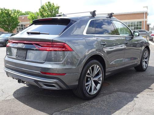 2020 Audi Q8 Premium Plus