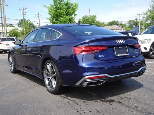Navarra Blue Metallic 2023 Audi A5 Sportback S line Premium Plus