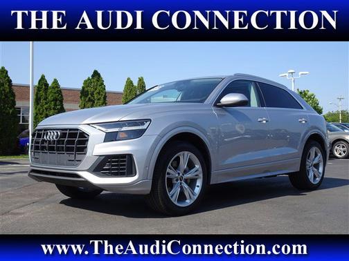 2022 Audi Q8 Premium