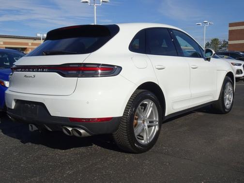 2019 Porsche Macan S
