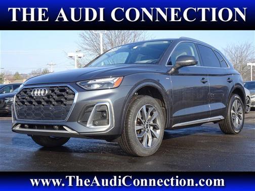 2023 Audi Q5 S line Premium Plus