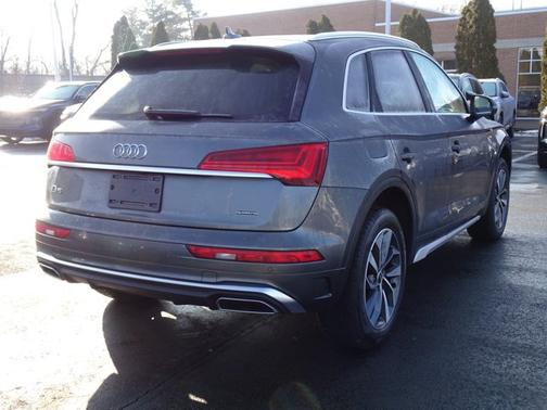 2023 Audi Q5 S line Premium Plus