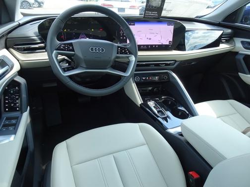 2025 Audi Q5 Premium