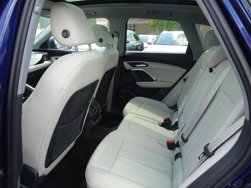 2025 Audi Q5 Premium