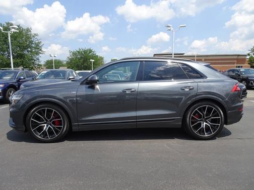 2021 Audi Q8 Prestige