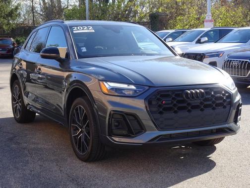 2022 Audi SQ5 Premium Plus