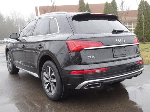 2023 Audi Q5 S line Premium Plus