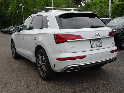 White 2023 Audi Q5 S line Premium Plus
