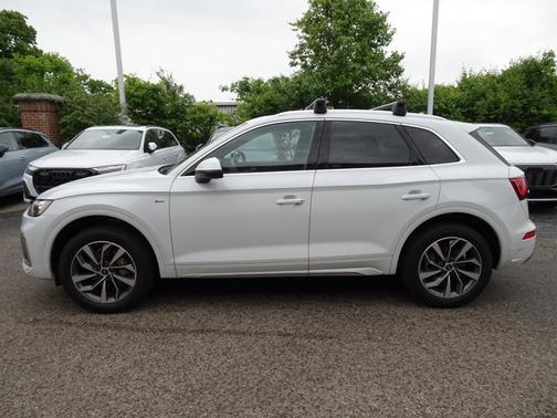 White 2023 Audi Q5 S line Premium Plus