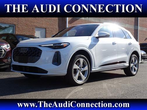 2025 Audi Q5 Premium Plus