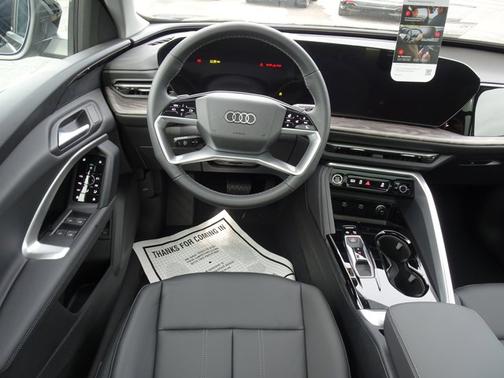 2025 Audi Q5 Premium