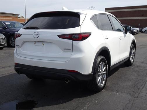 Snowflake White Pearl Mica 2022 Mazda CX-5 2.5 S Preferred Package