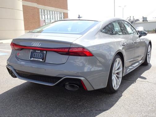 Nardo Gray 2026 Audi RS 7 performance