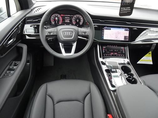 2026 Audi Q7 Premium Plus