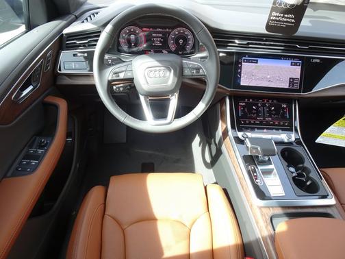 2026 Audi Q8 Prestige