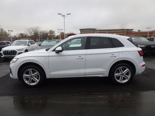 2025 Audi Q5 S line Premium