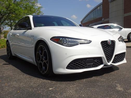 2022 Alfa Romeo Giulia Veloce