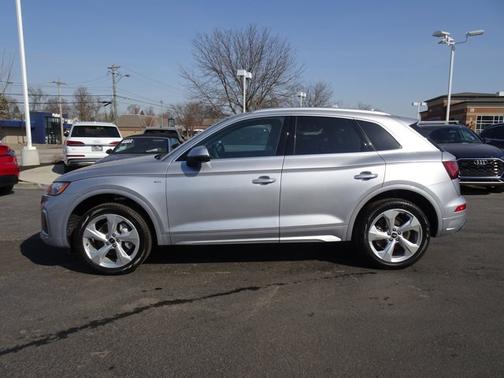2025 Audi Q5 S line Premium Plus
