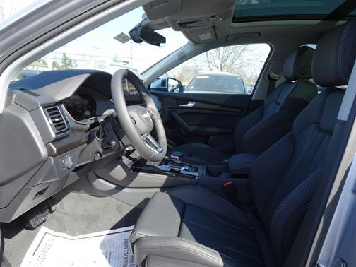 2025 Audi Q5 S line Premium Plus