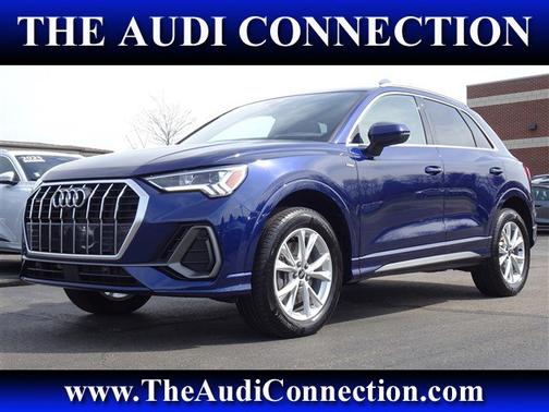 Navarra Blue Metallic 2025 Audi Q3 S line Premium Plus