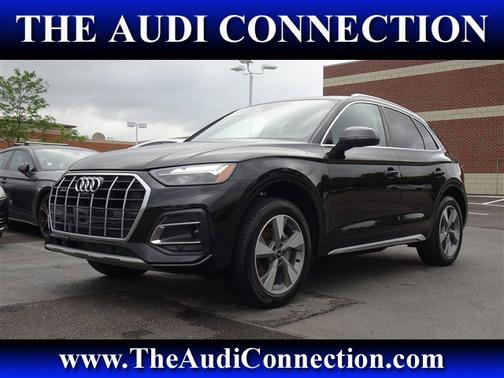 2022 Audi Q5 Premium Plus