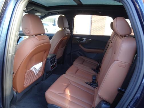 2026 Audi Q7 Premium Plus