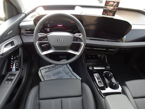 2025 Audi Q6 e-tron Prestige