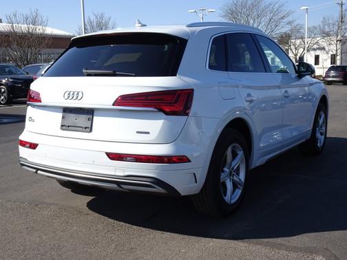 2023 Audi Q5 Premium