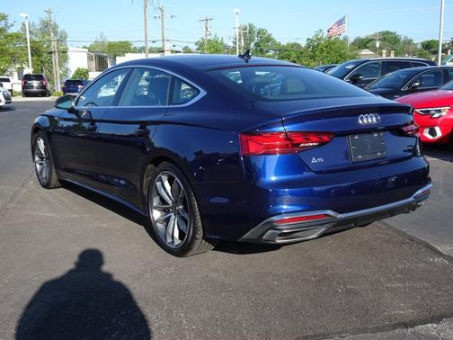 2024 Audi A5 Sportback S line Premium