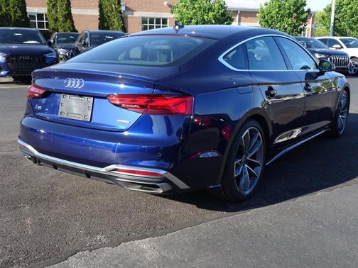 2024 Audi A5 Sportback S line Premium