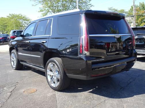 2018 Cadillac Escalade Premium Luxury