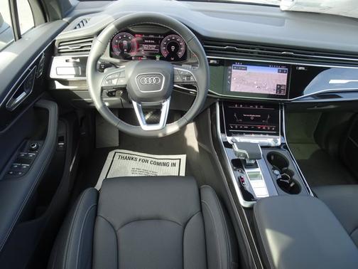 2025 Audi Q7 Prestige