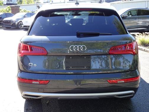 2019 Audi Q5 Premium Plus
