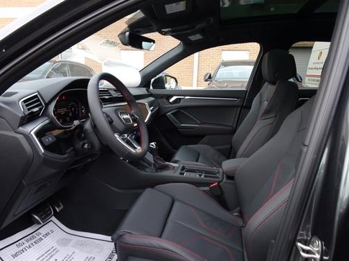 2025 Audi Q3 S line Premium Plus