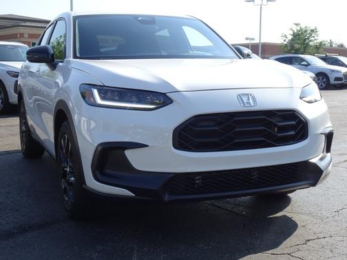Platinum White Pearl 2025 Honda HR-V Sport