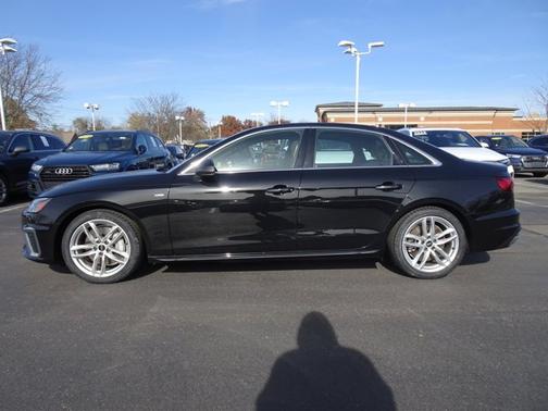 2023 Audi A4 S line Premium Plus