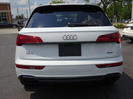 2025 Audi Q5 S line Premium
