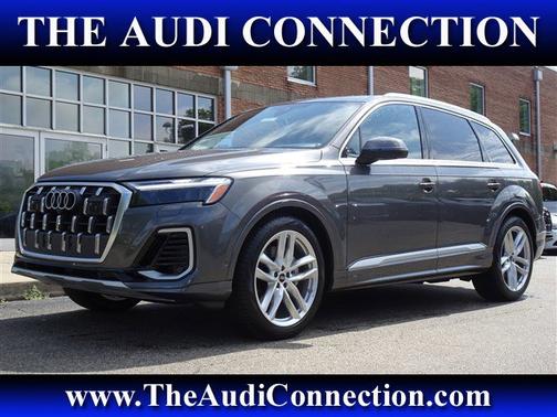 2025 Audi Q7 Premium Plus