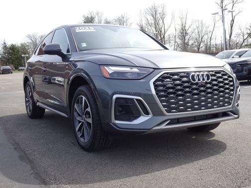 2023 Audi Q5 Sportback S line Premium Plus