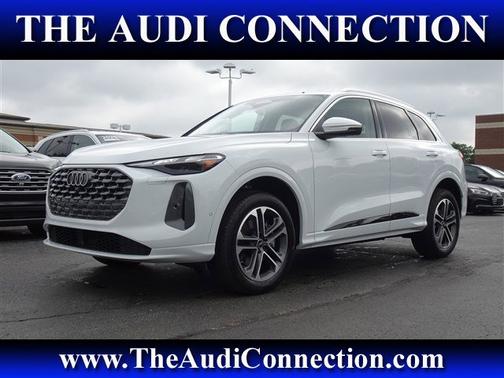 2025 Audi Q5 Premium