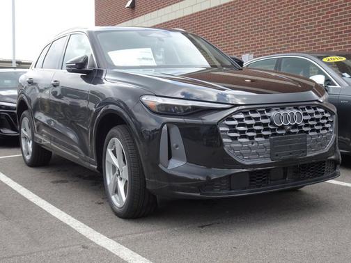 2026 Audi Q5 Premium Plus