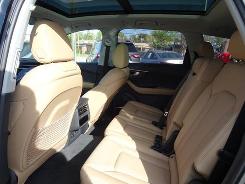2025 Audi Q7 Prestige