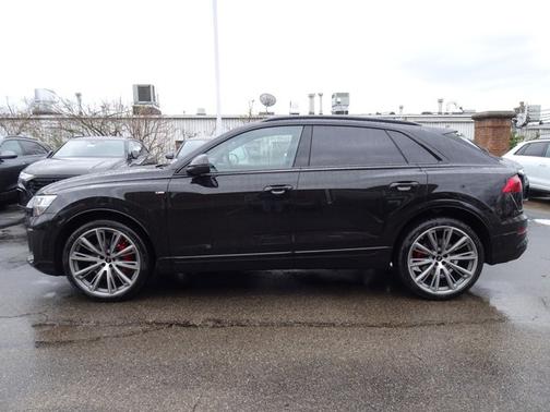 2026 Audi Q8 Prestige