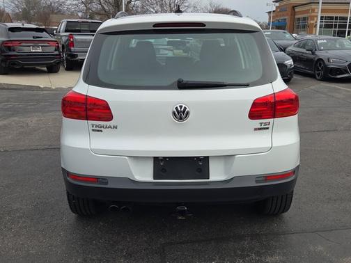 2018 Volkswagen Tiguan Limited 2.0T 4MOTION