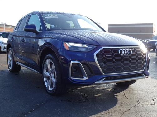 2025 Audi Q5 S line Premium Plus