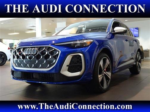 Ultra Blue Metallic 2026 Audi SQ5 Premium Plus