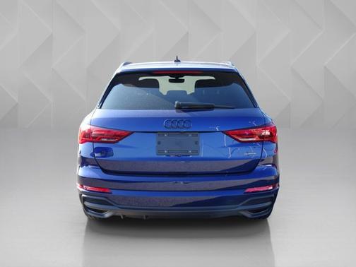 2024 Audi Q3 S line Premium Plus