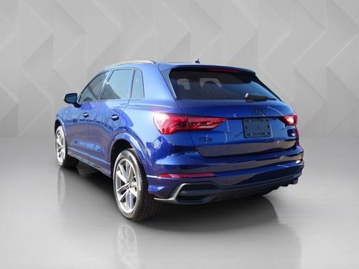 2024 Audi Q3 S line Premium Plus