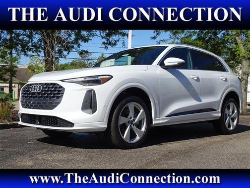 2025 Audi Q5 Premium Plus